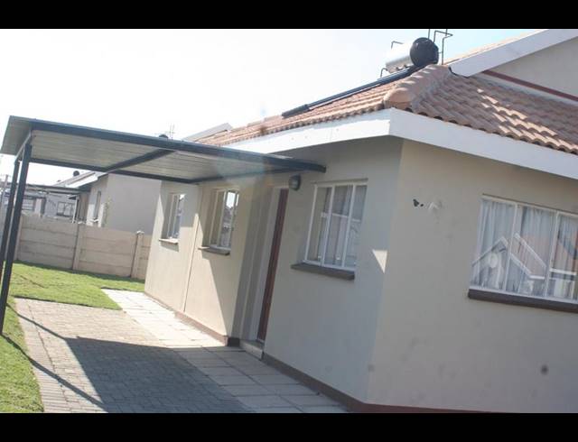 3 BEDROOM HOUSE FOR SALE IN FREEDOM PARK A